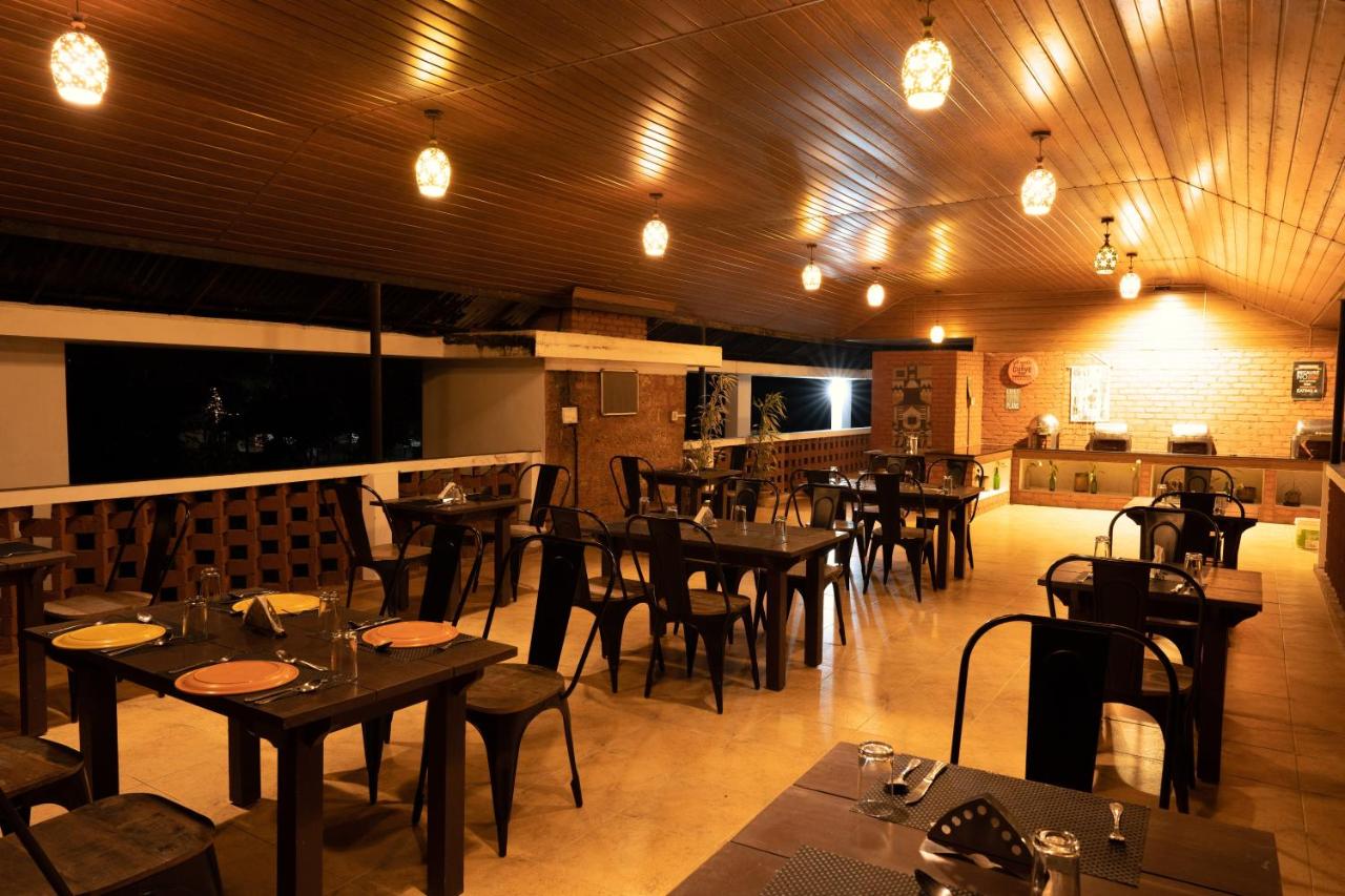 Falling Waters Munnar,Adimali,3 star
