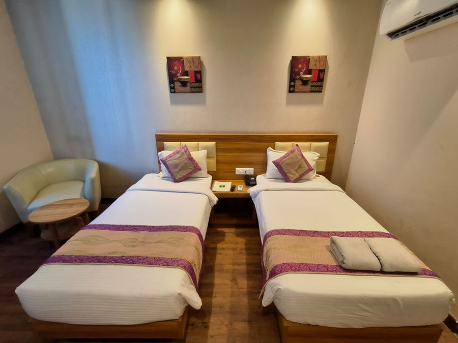 hotel le roi haridwar har ki pauri road