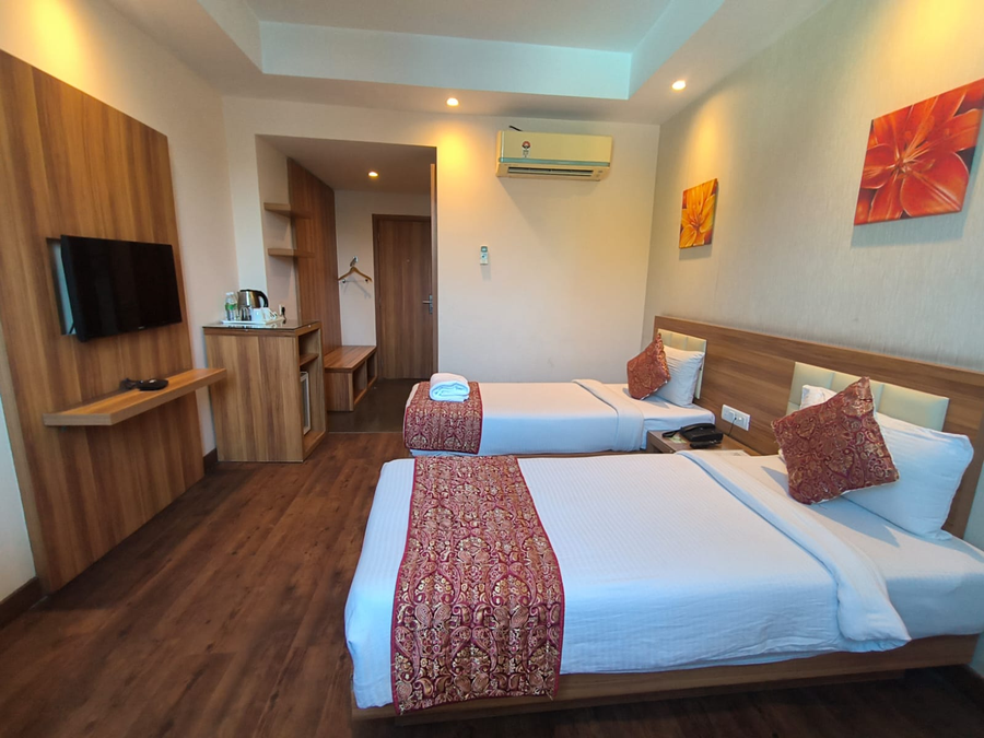 hotel le roi haridwar har ki pauri road