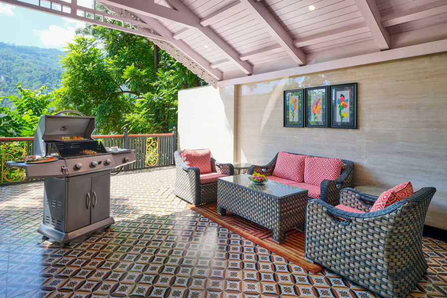 mayfair spa resort and casino