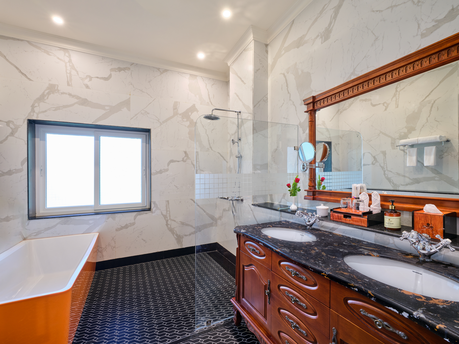 mayfair spa resort and casino