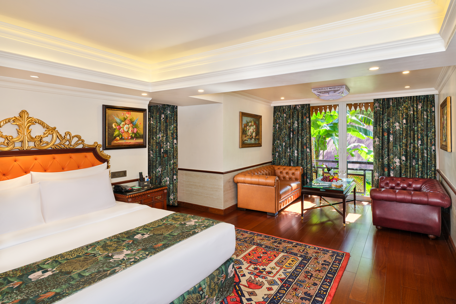 mayfair spa resort and casino