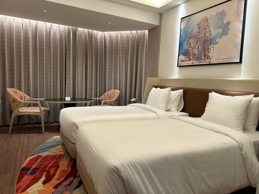 hotel gwalior regency