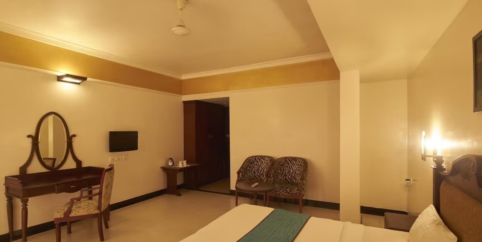 hotel grand thekkaddy