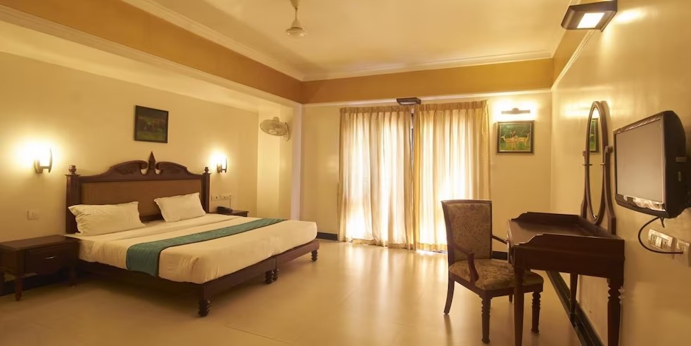 hotel grand thekkaddy