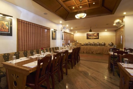 Hotel Grand Thekkaddy,Pathumury,4 star