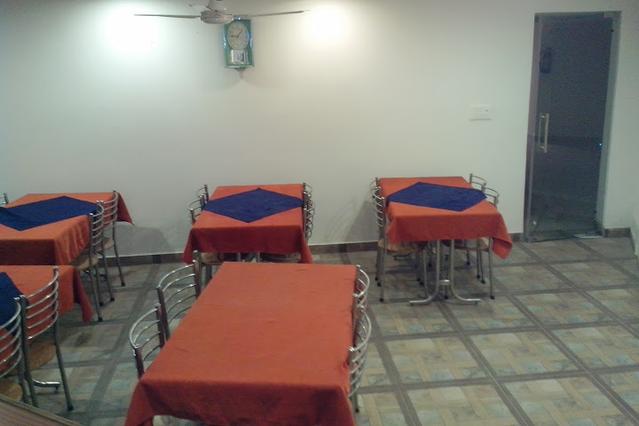 Hotel Mahaluxmi Palace,,3 star