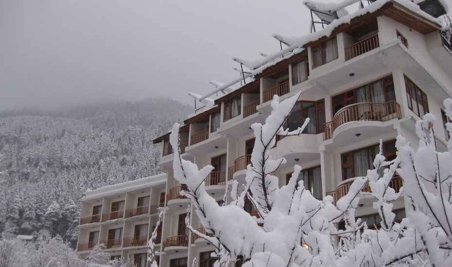 Sarthak Resorts,Khaknal, Manali ,3 star