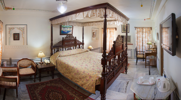 hotel pushkar palace