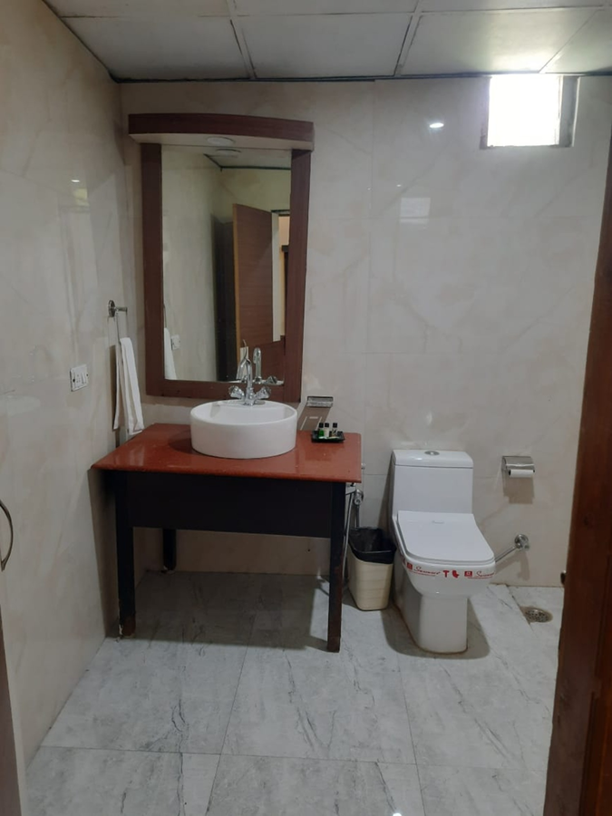 the royal grand hotel