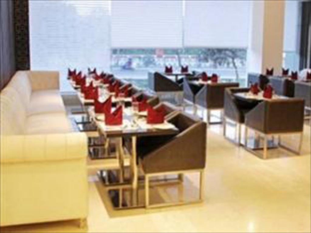 Hotel Mumtaz Towers,Jammu And Kashmir>>Srinagar,3 star