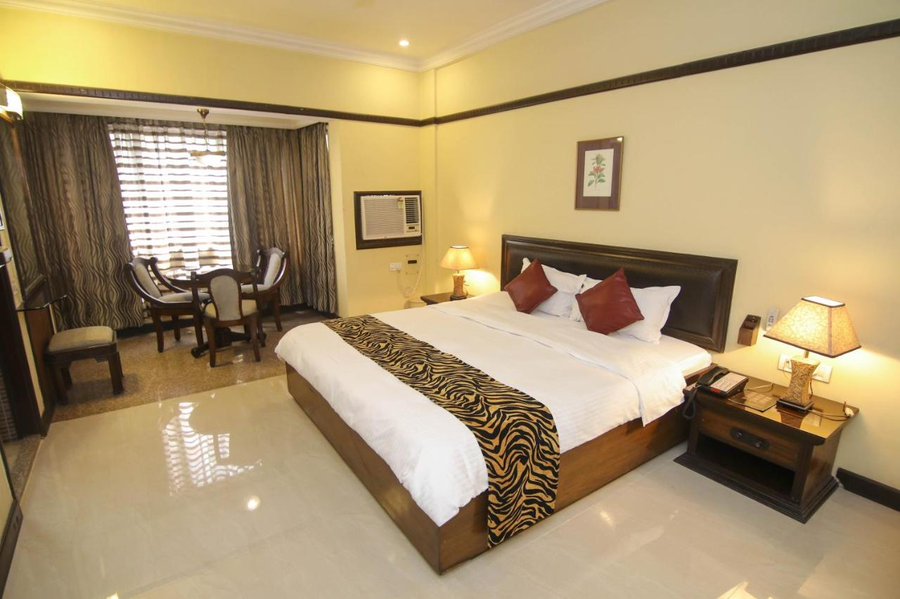 Lytton Hotel,New Market Vicinity,3 star