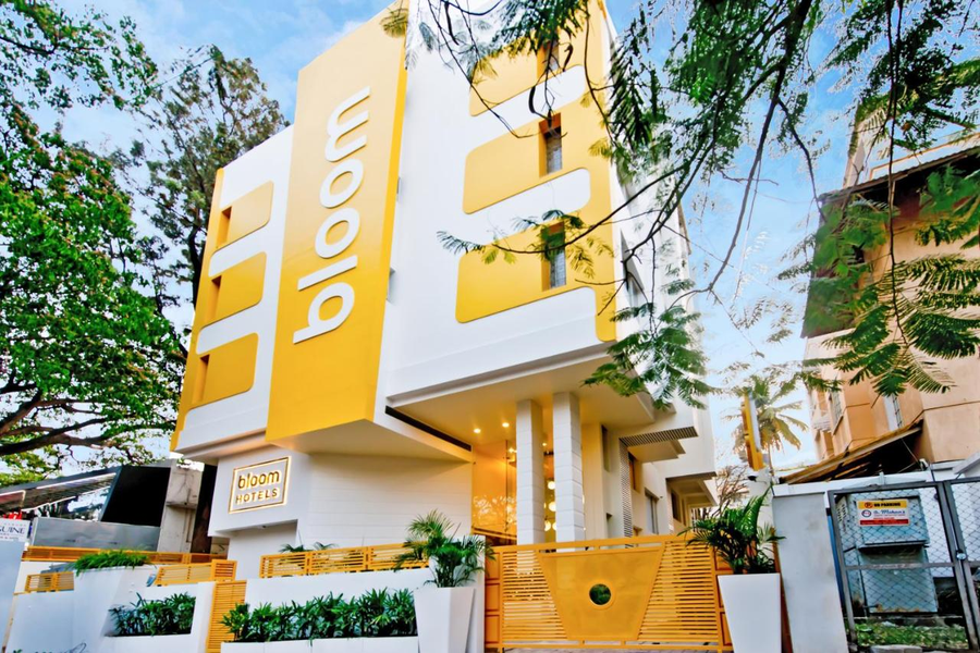 bloom hotel indiranagar