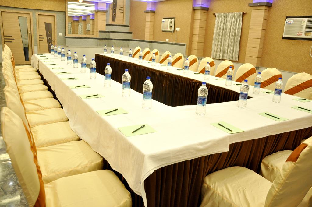 Hotel Esteem,Bhowanipore,3 star