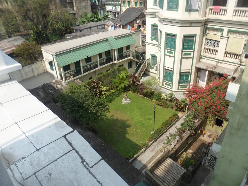 Hotel Esteem,Bhowanipore,3 star