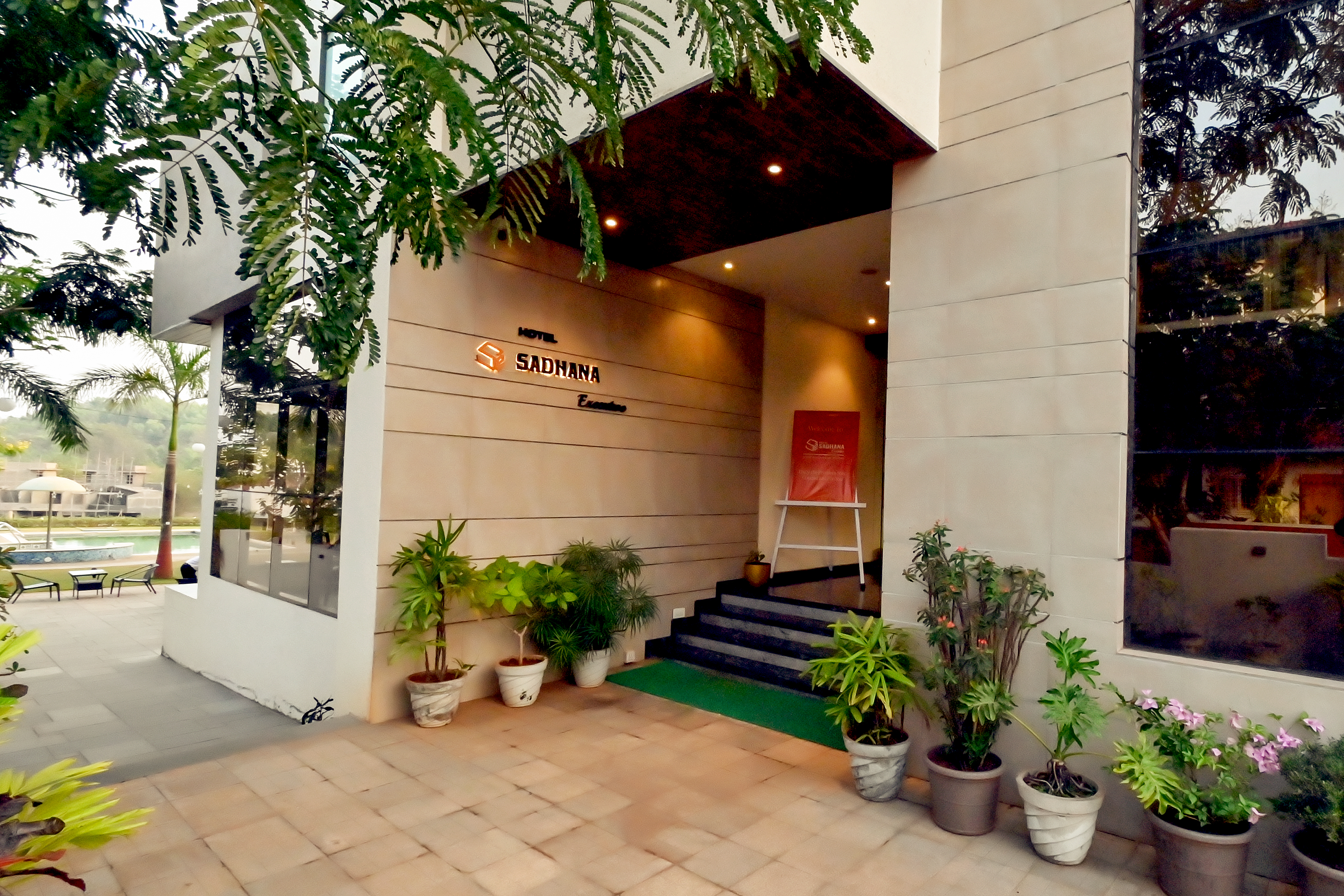 Hotel Sadhana Executive,Gavhe, Dapoli ,3 star