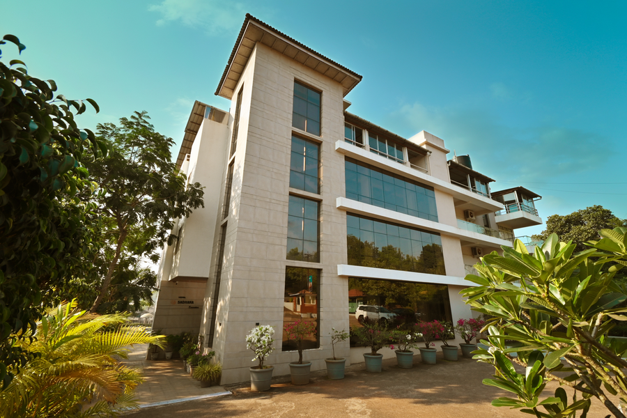 hotel sadhana executive