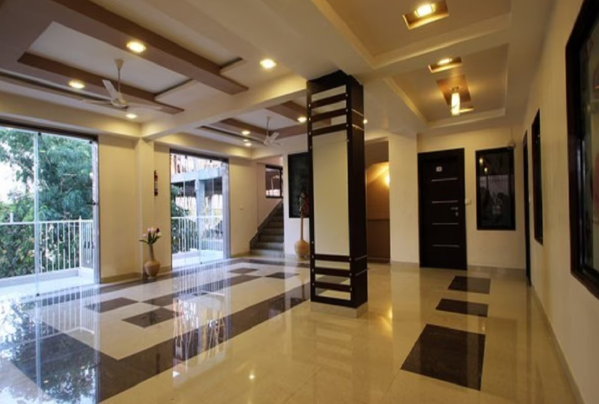 Hotel Royal Heritage,Near Abu Road Train Station,3 star