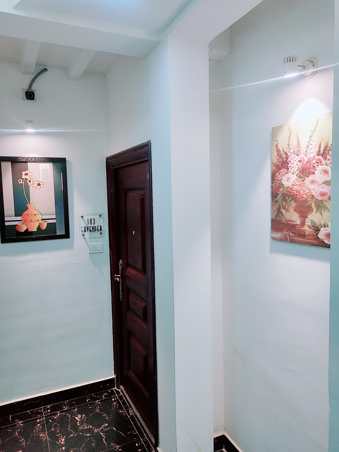 Oriental Grand,Near Botanical Gardens,3 star