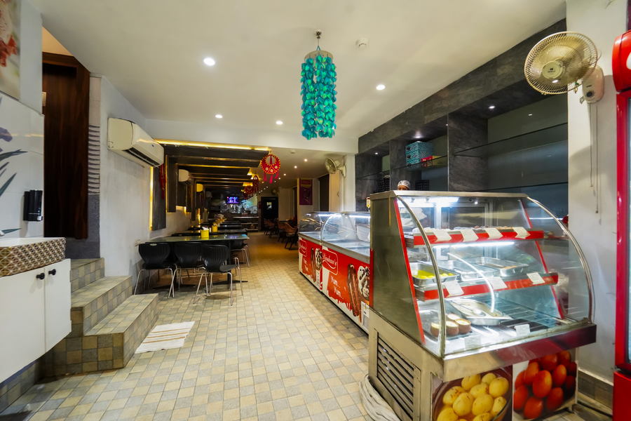 hotel radhika regency