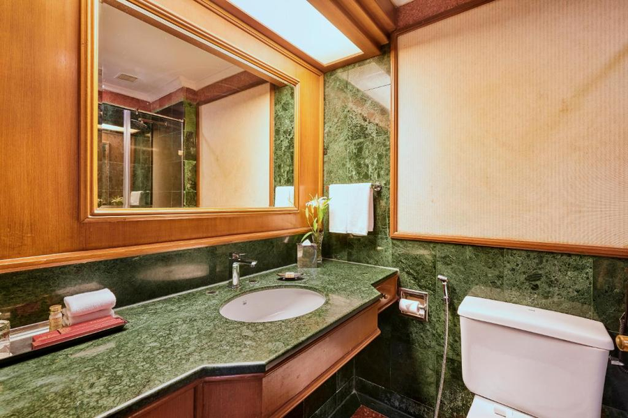 the ummed ahmedabad airport