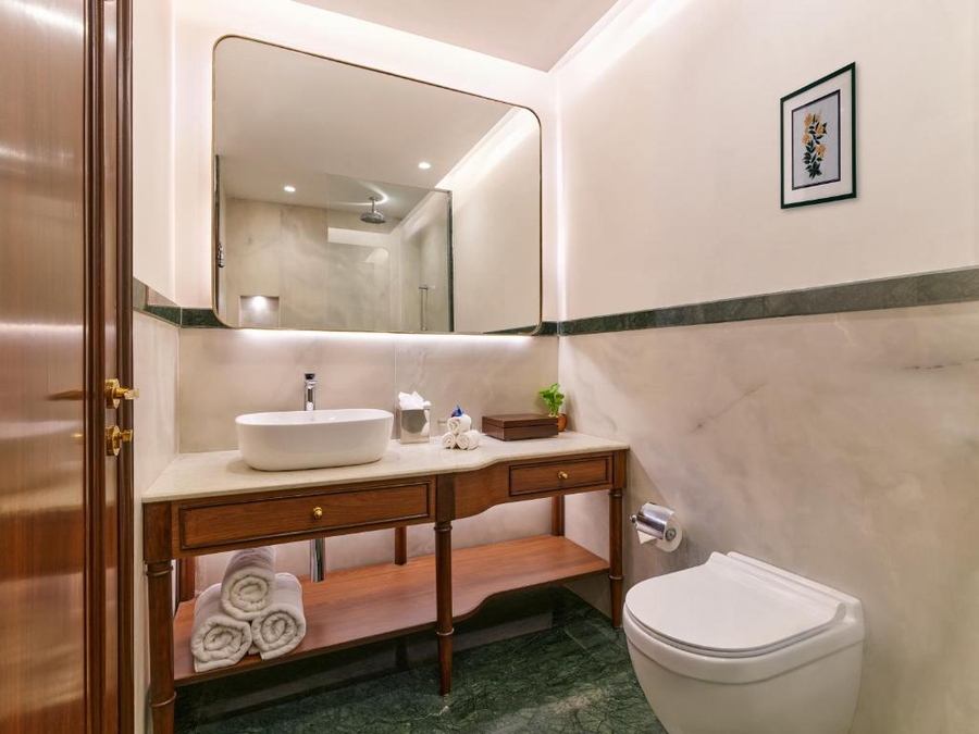 the ummed ahmedabad airport