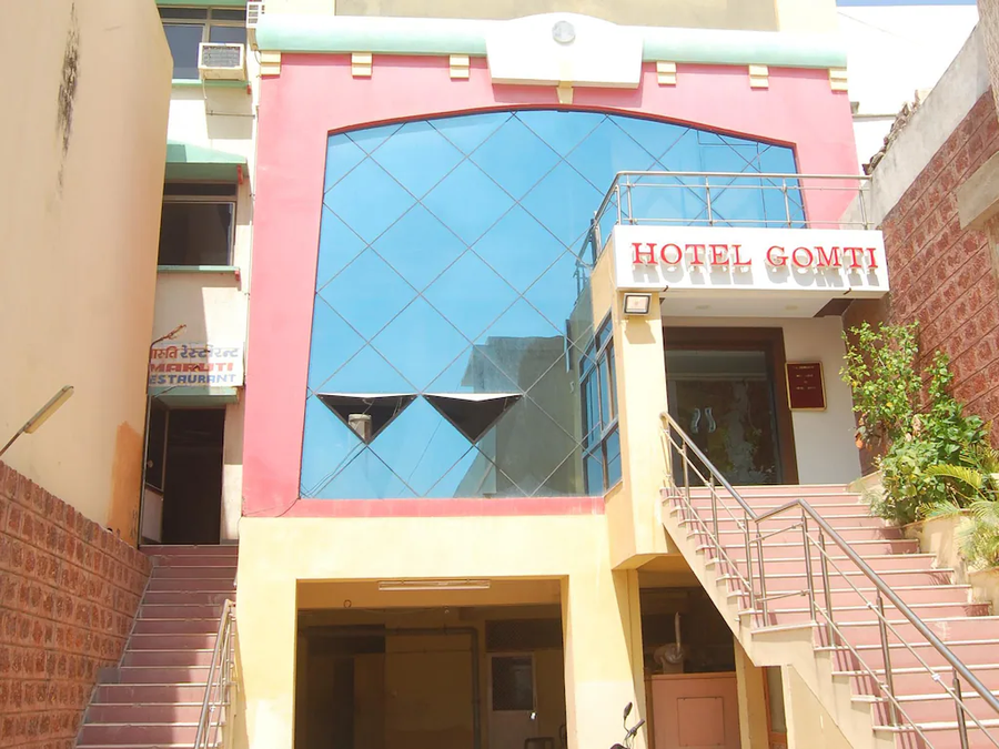 hotel gomti