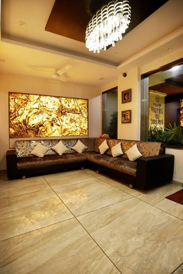 Hotel Sai Suraj Park,Akola>>Ahmednagar,3 star