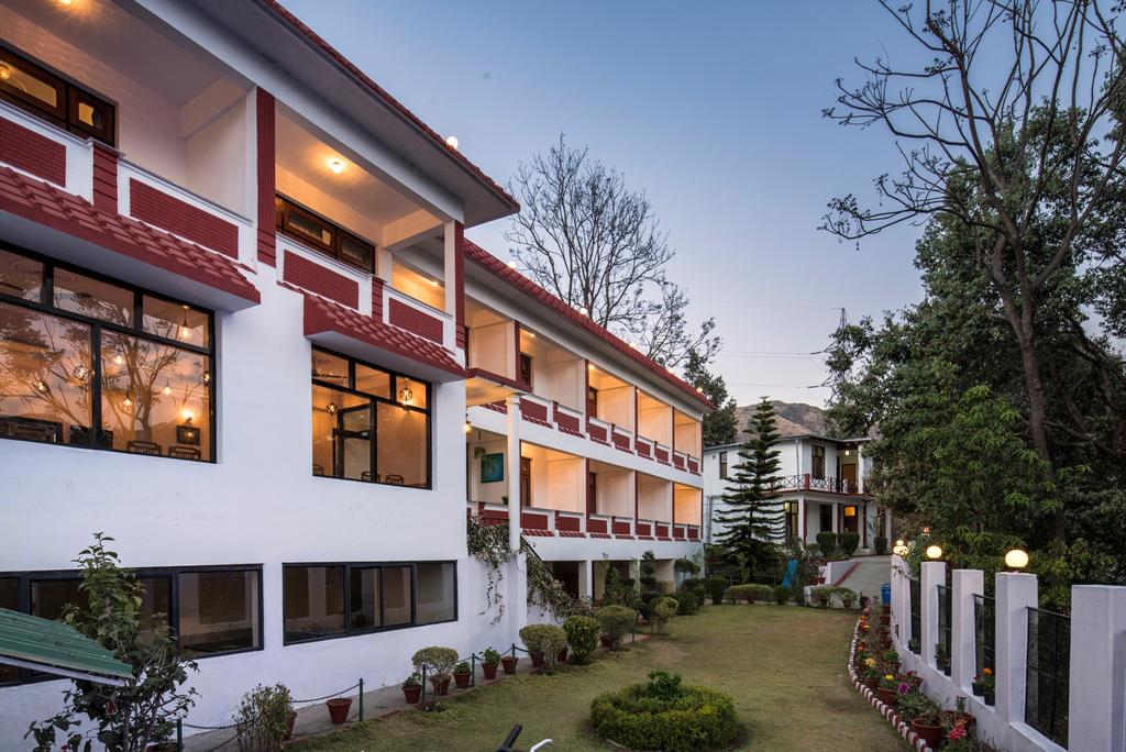 hotel maya regency bhimtal