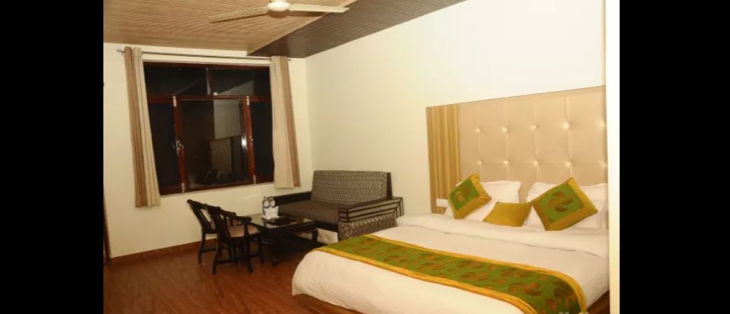 hotel seven seas