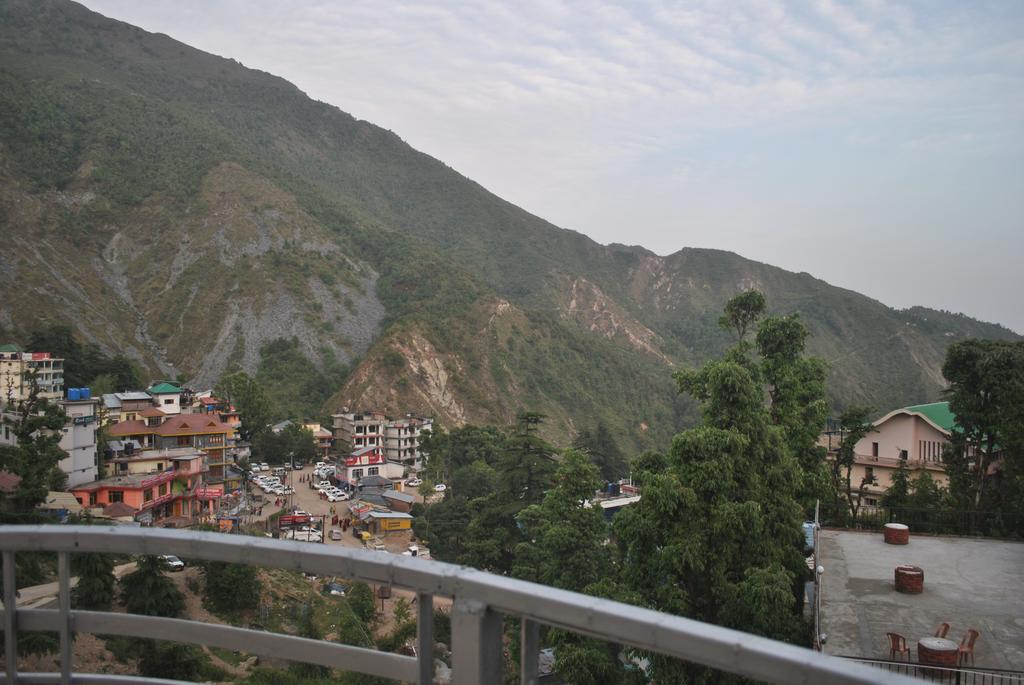 Hotel Triund Heights,Mcleodganj Rd, Bhagsu Nag, Dharamshala, Himachal Pradesh 176219,3 star