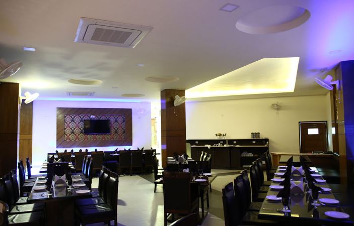 The Grand Sharan,Railway Road ,4 star