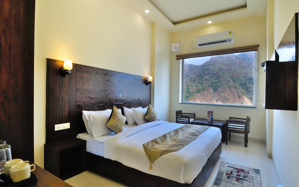 foxoso heights tapovan rishikesh