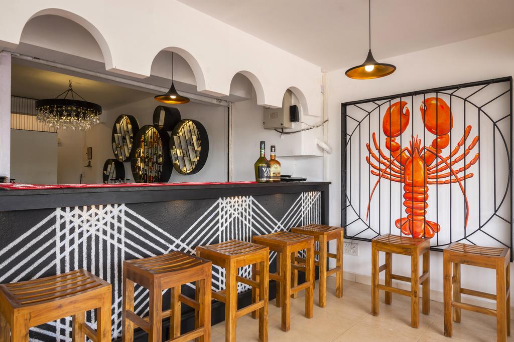 Holiday Beach Resort,Candolim Beach-North Goa,1 star