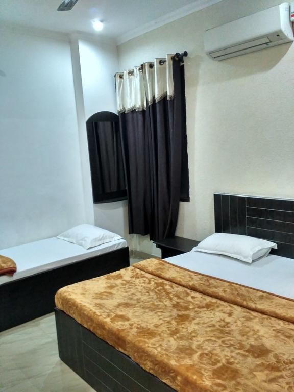 Sharma's Bnb,Near Golden Temple,3 star