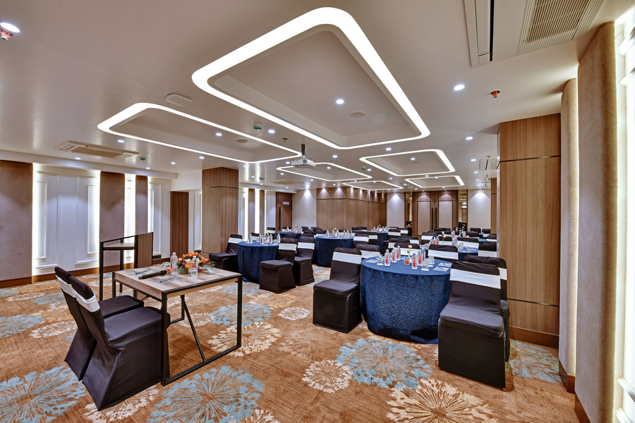 click hotel andheri midc