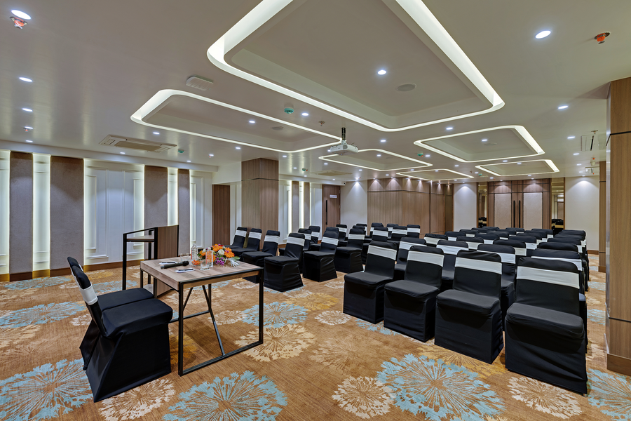 click hotel andheri midc