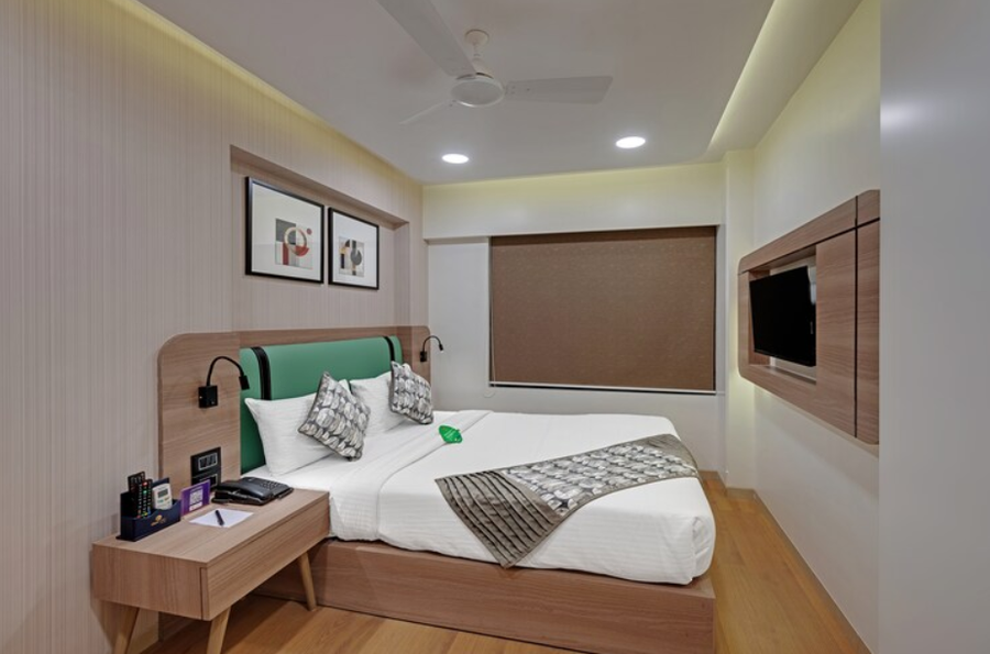 click hotel andheri midc