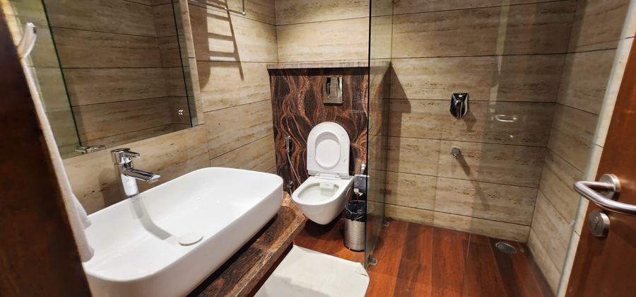 royale retreat hotel and spa near mall road