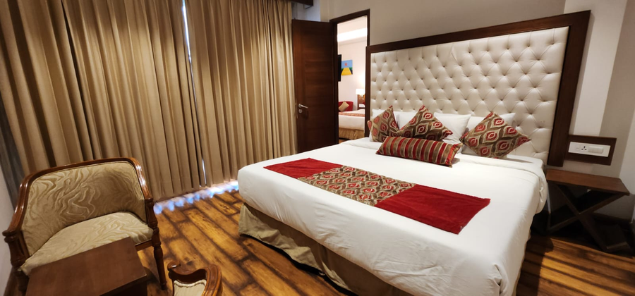 royale retreat hotel and spa near mall road