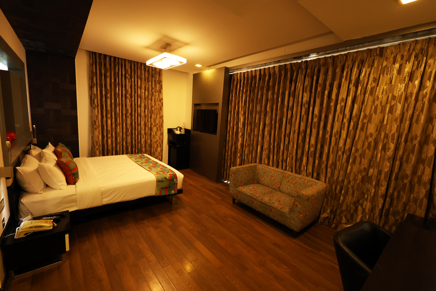hotel purple brigade bangalore