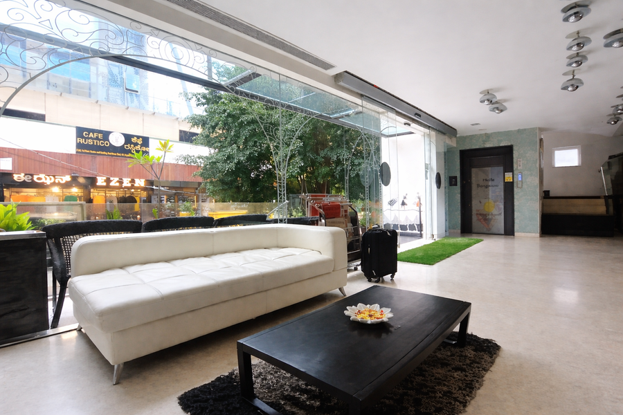 Hotel Purple Brigade, Bangalore,Church Street,3 star