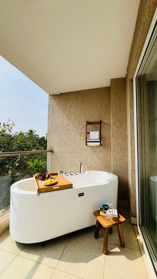 bluo amani vagator boutique hotel goa