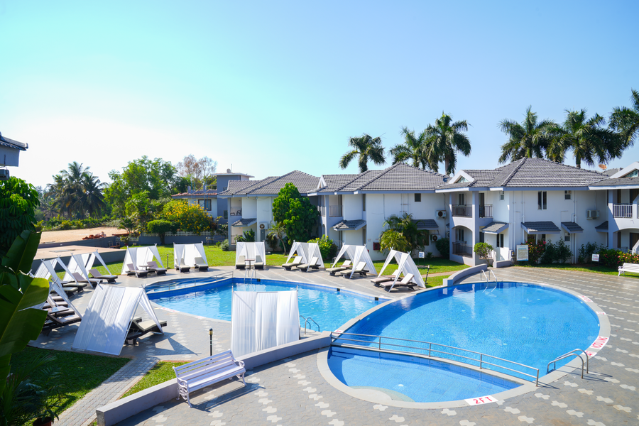 regenta baywatch resort goa