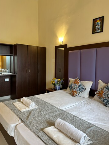 hotel riverside deluxe