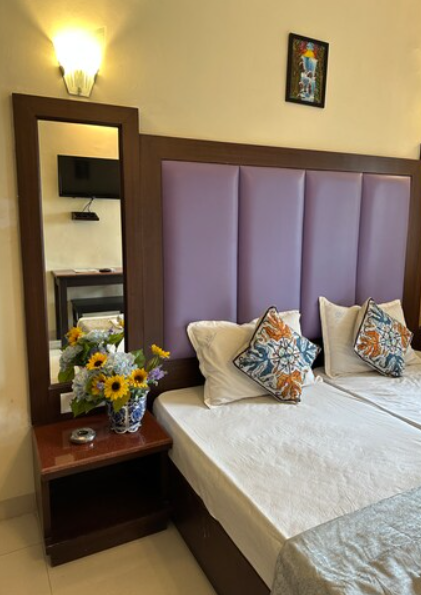 hotel riverside deluxe