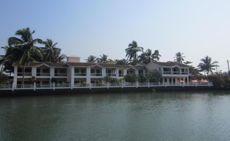 hotel riverside deluxe