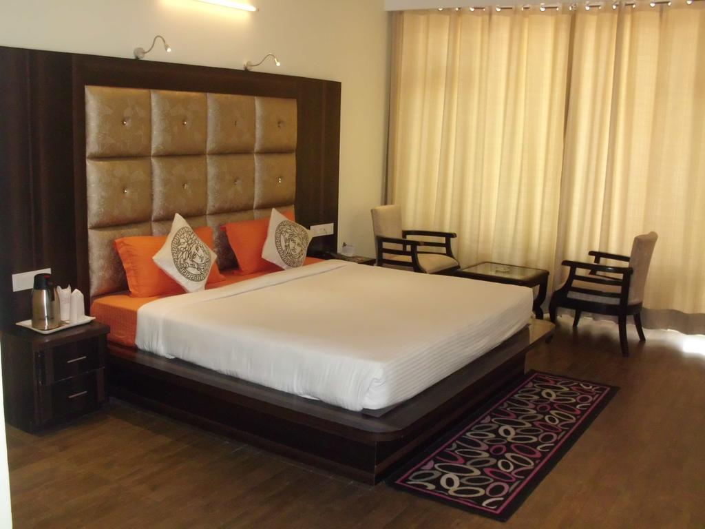 kamal residency by dhiraya hotels