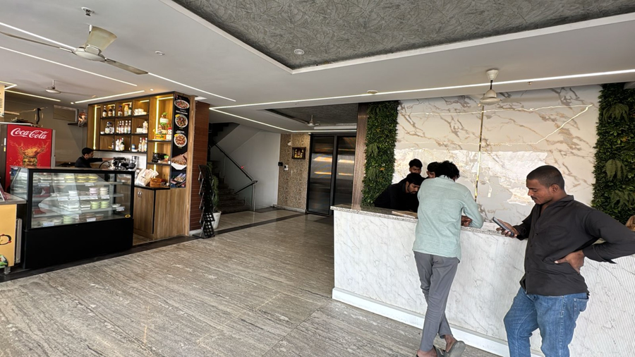 Hotel S N Grand,Ranga Reddy>>Hyderabad,2 star