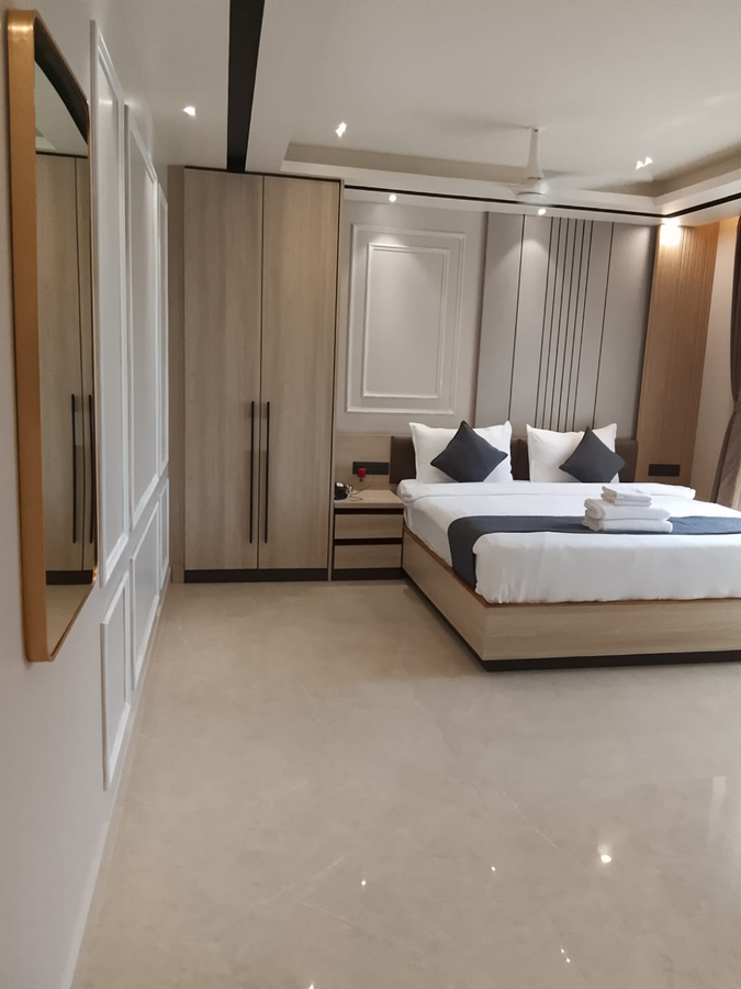 resort trimurti